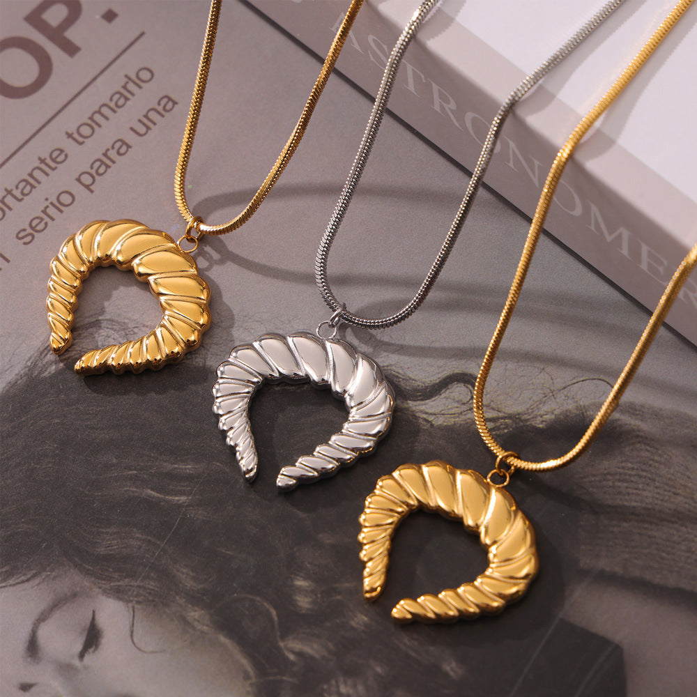 Elegant Twist Texture Necklace