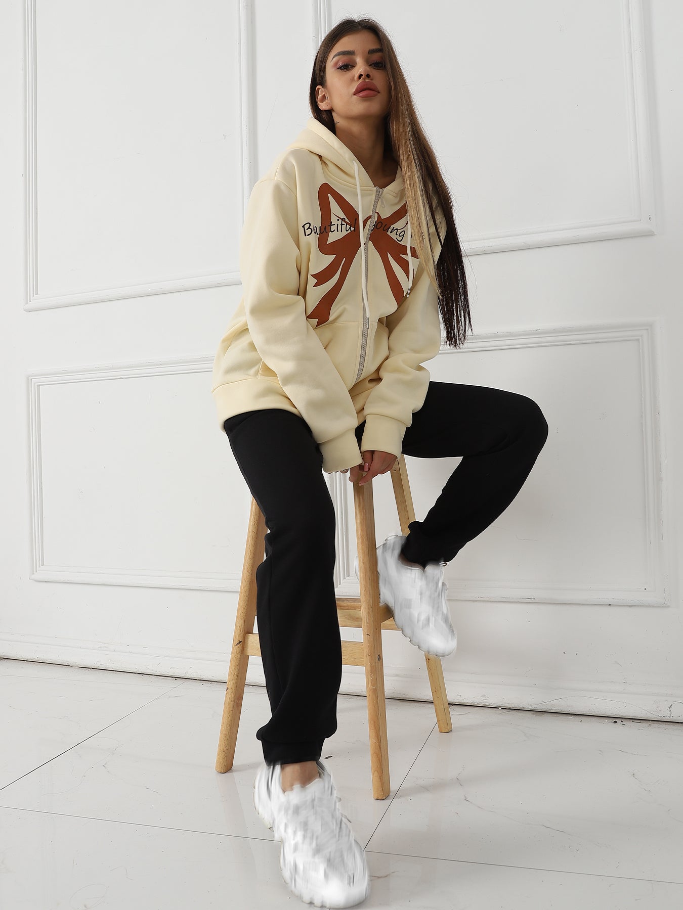 Women's Long Sleeved Sweatshirt